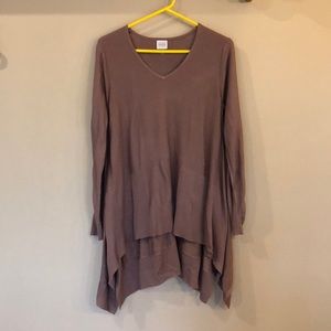 Cupio high low sweater medium